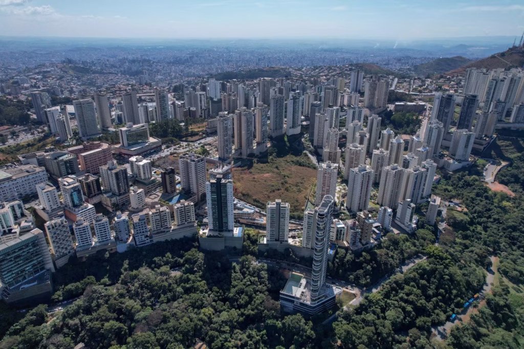 Empresa de mudanças em Nova Lima: foto aérea da cidade.